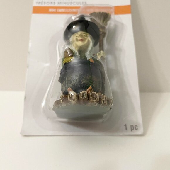 Ashland Halloween Tiny Treasures Witch Figurine Damaged Packaging - Picture 4 of 16